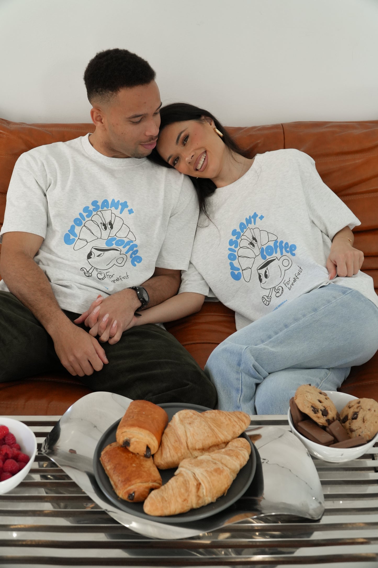 'croissant + coffee' drop shoulder tee