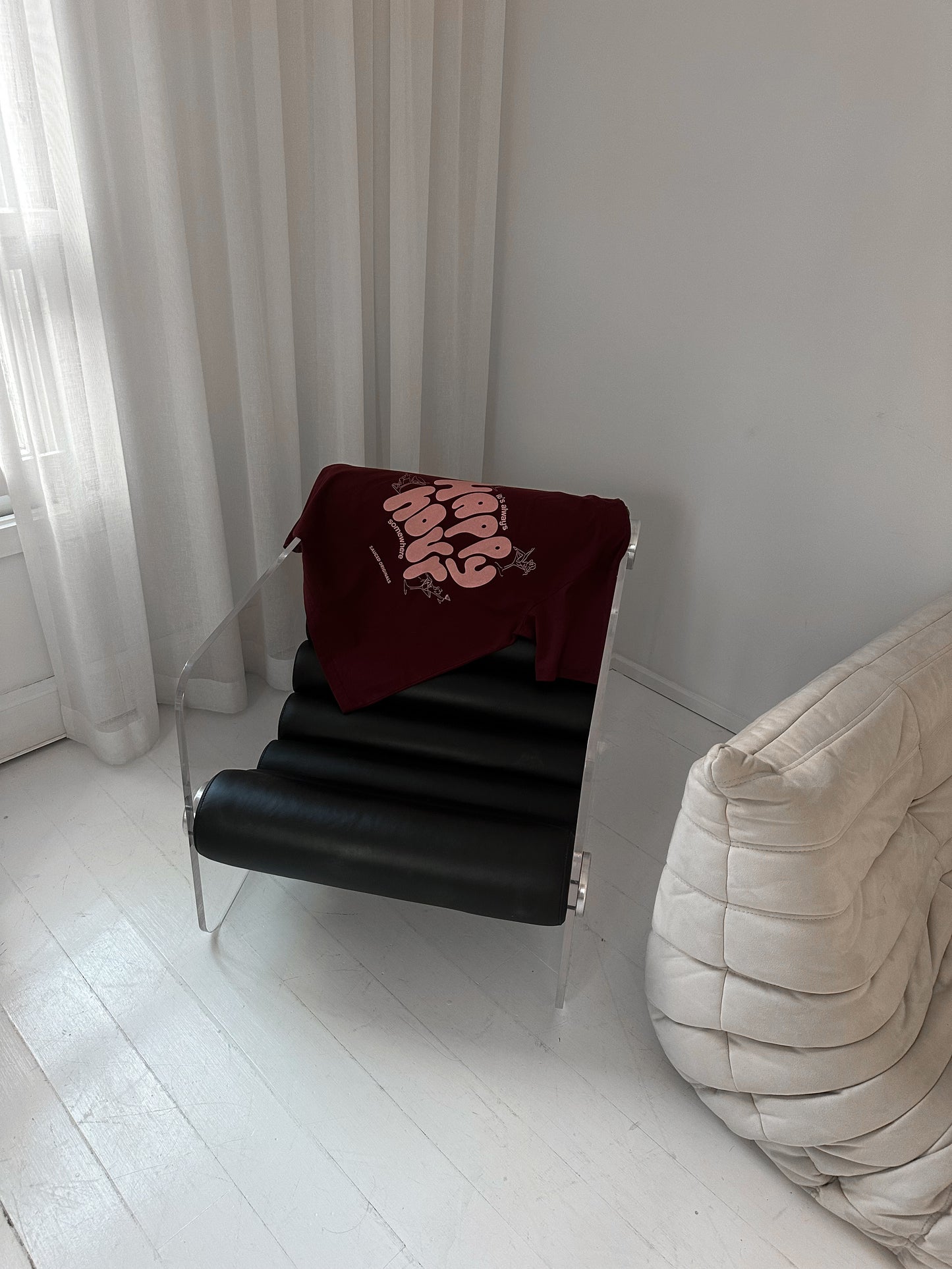pink + burgundy 'happy hour' drop shoulder tee